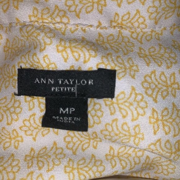 Ann Taylor Blouse - Picture 7 of 8
